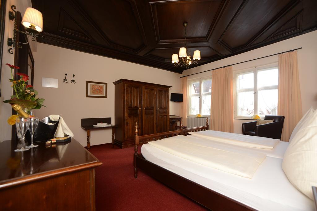Hotel Eisenkrug Dinkelsbühl Zimmer foto